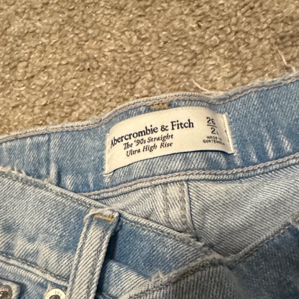 Abercrombie and fitch jeans - Picture 3 of 3